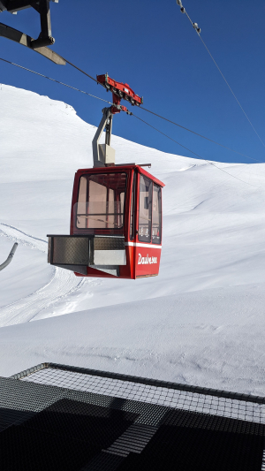 schlitteln am Gemmipass